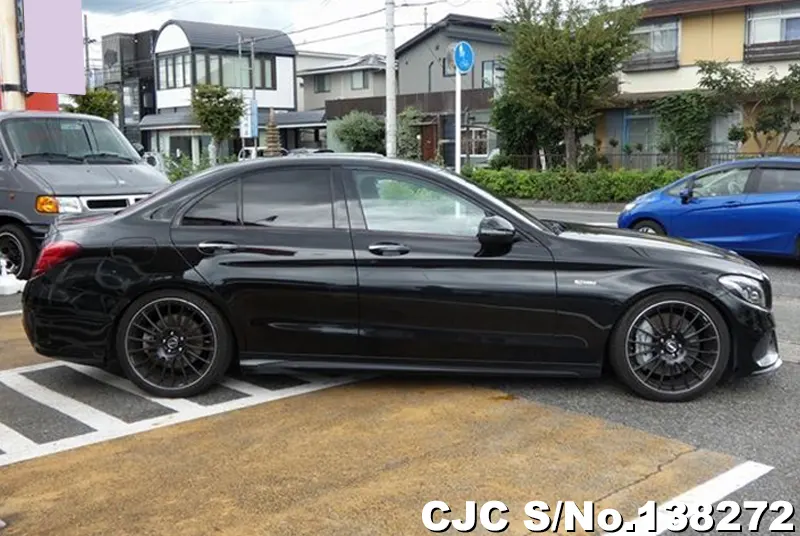 Mercedes Benz C Class in Black for Sale Image 5