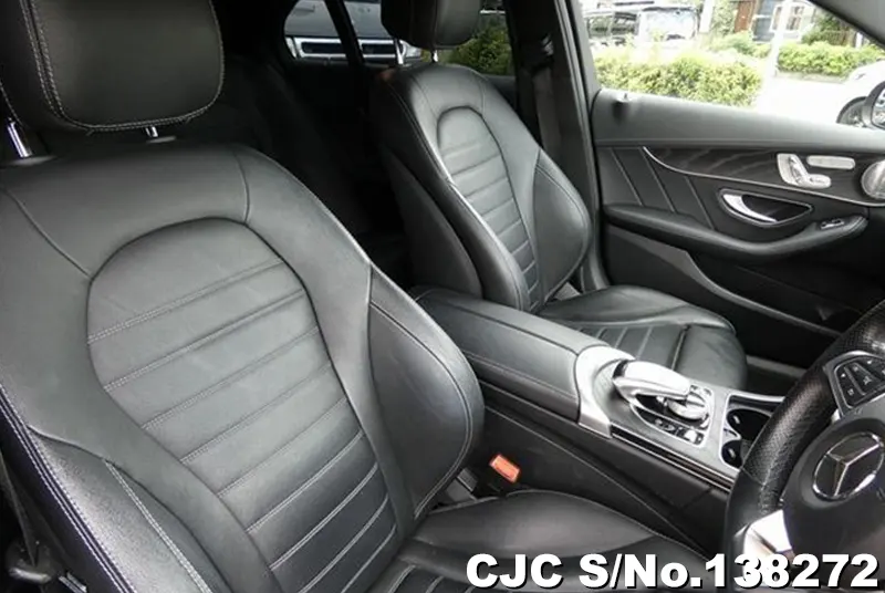 Mercedes Benz C Class in Black for Sale Image 11
