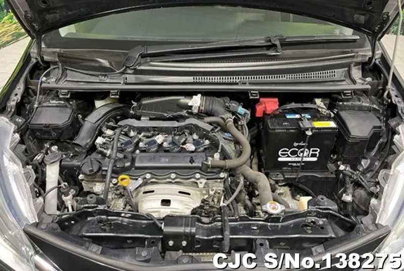 Toyota Vitz in Black for Sale Image 11
