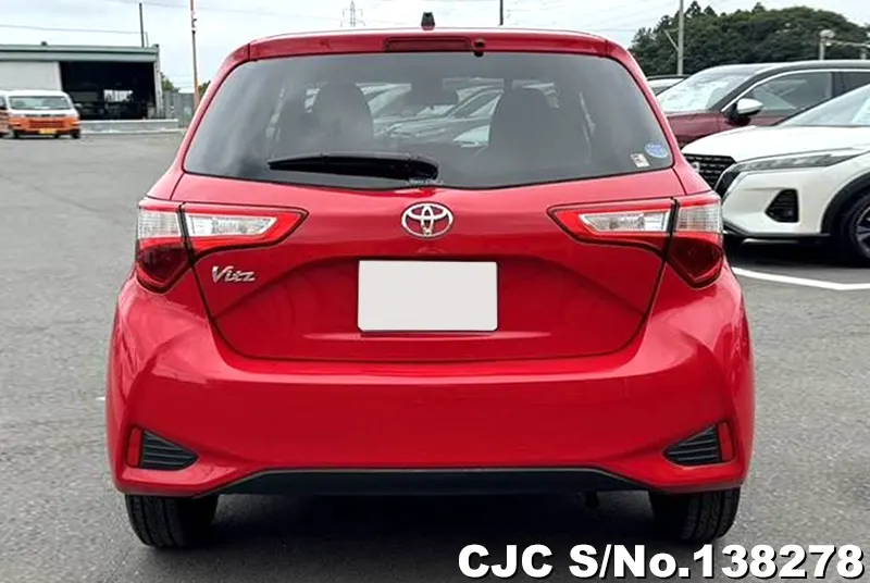 Toyota Vitz in Red for Sale Image 5