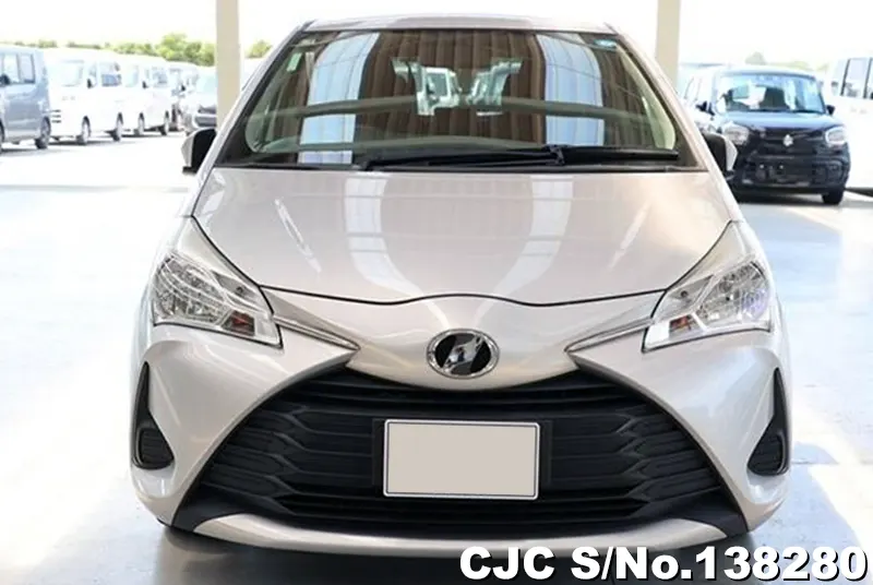 Toyota Vitz in Silver for Sale Image 4