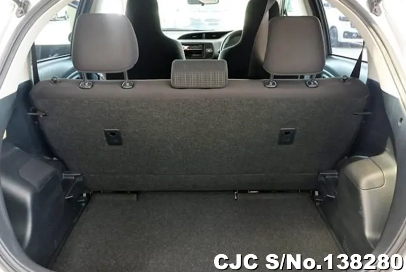 Toyota Vitz in Silver for Sale Image 7