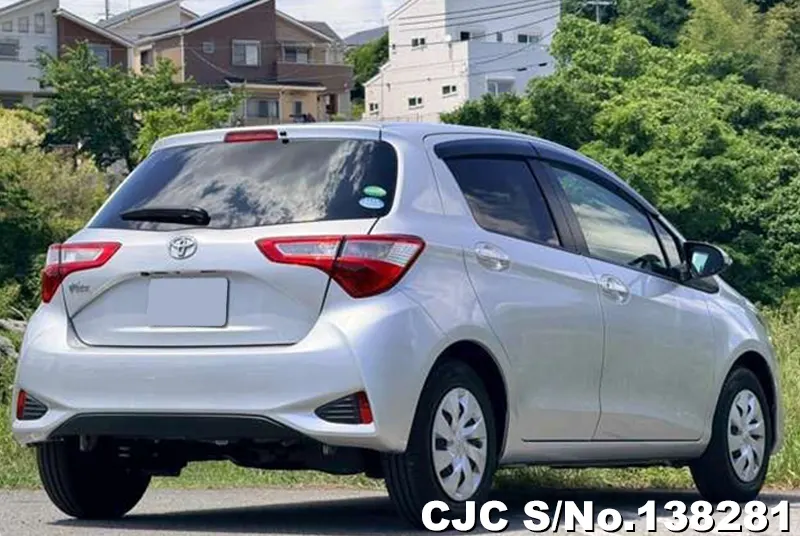 Toyota Vitz in Silver for Sale Image 2