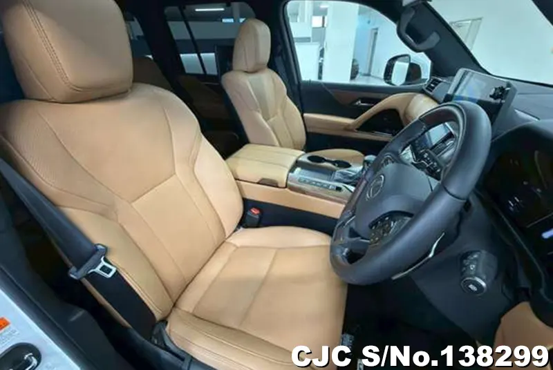 Lexus LX 600 in Pearl for Sale Image 8
