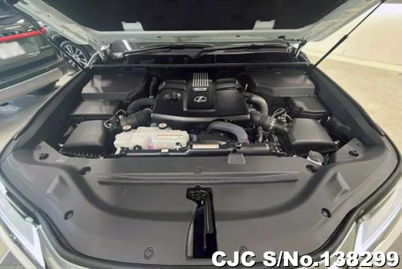 Lexus LX 600 in Pearl for Sale Image 20