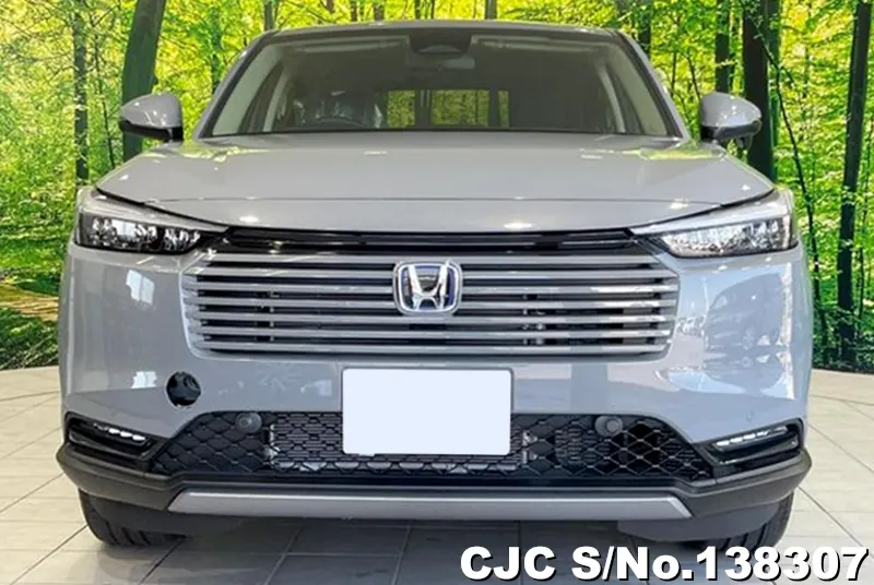 Honda Vezel in Gray for Sale Image 3