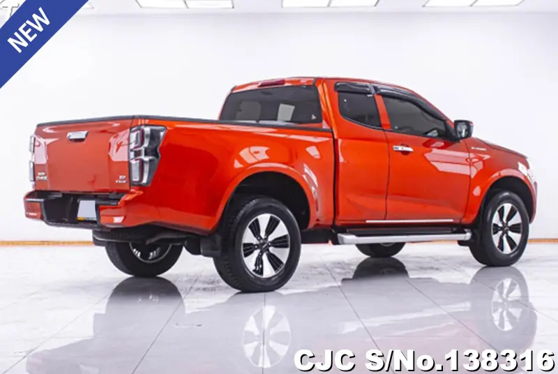 Isuzu D-Max in Orange for Sale Image 1