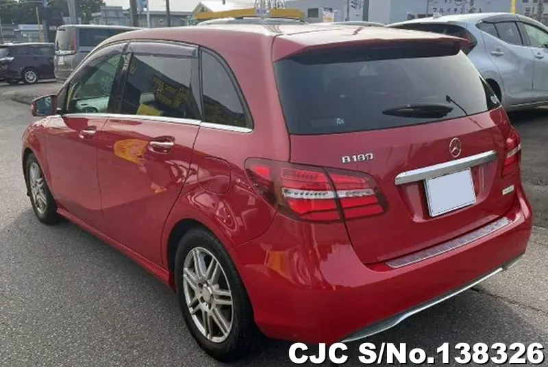 Mercedes Benz B Class in Red for Sale Image 1