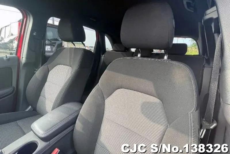 Mercedes Benz B Class in Red for Sale Image 12