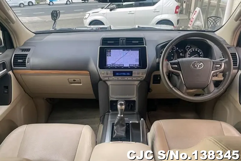 Toyota Land Cruiser Prado in Black for Sale Image 2
