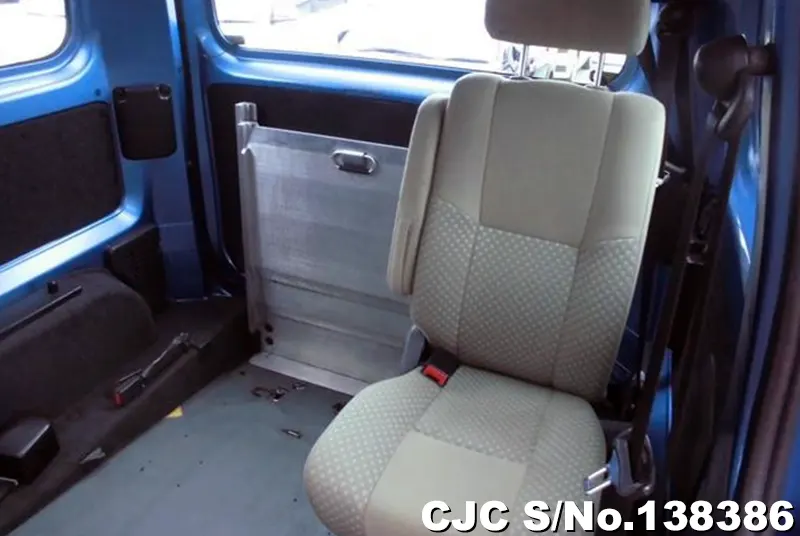 Nissan NV200 in Blue for Sale Image 13