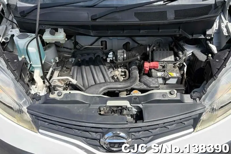 Nissan NV200 in White for Sale Image 13