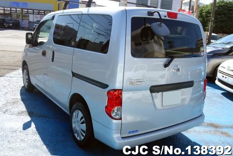 Nissan NV200 in Silver for Sale Image 1