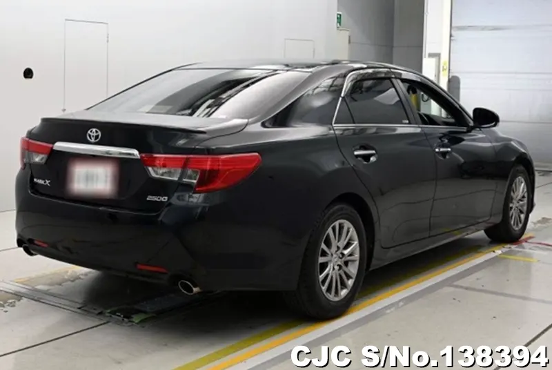 Toyota Mark X in Black for Sale Image 2