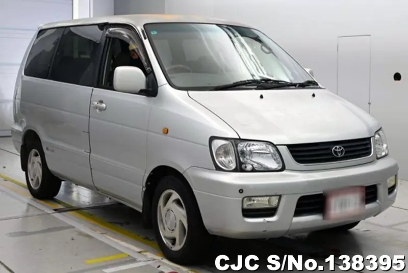 Toyota / Liteace / Noah 2001