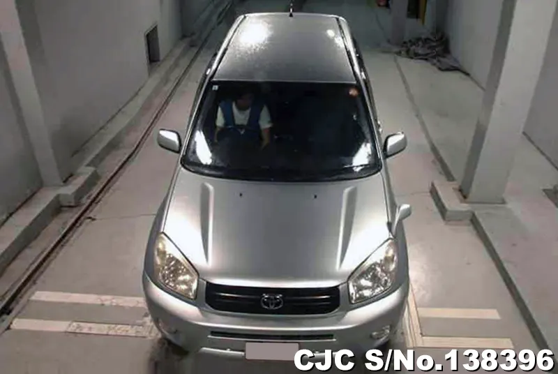 Toyota Rav4 in Silver for Sale Image 4