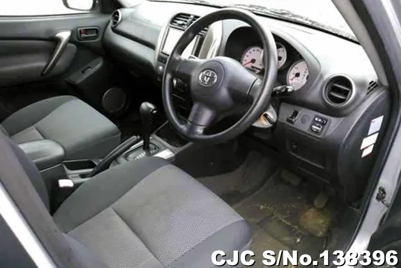 Toyota Rav4 in Silver for Sale Image 8
