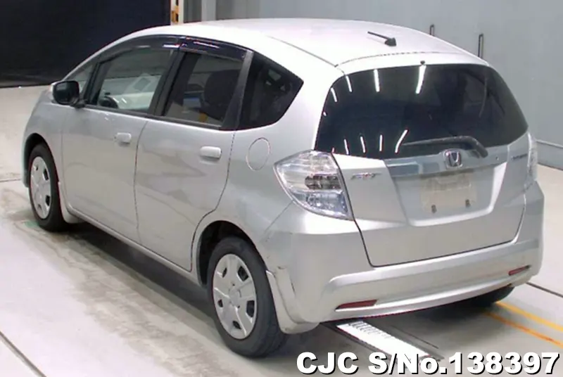 Honda Fit in Silver for Sale Image 1