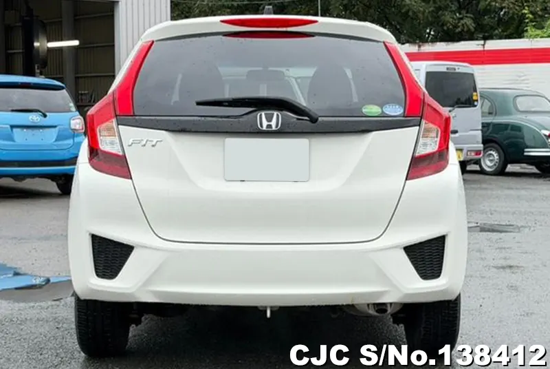 Honda Fit in White for Sale Image 4