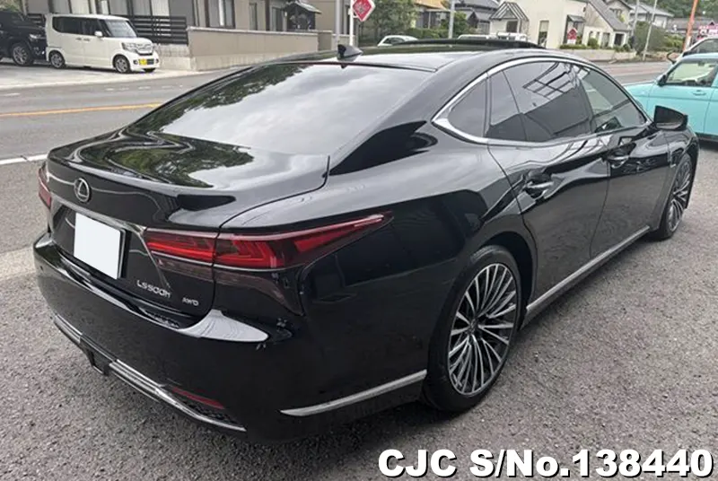 Lexus LS500H in Black for Sale Image 2