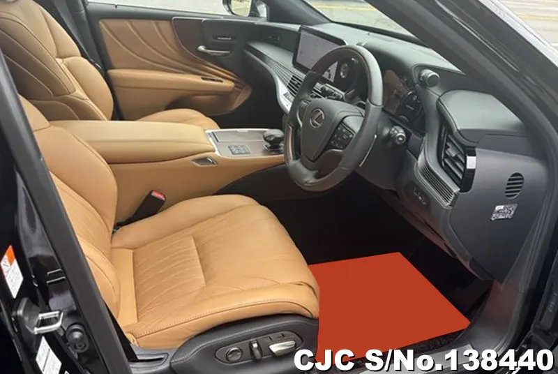 Lexus LS500H in Black for Sale Image 8