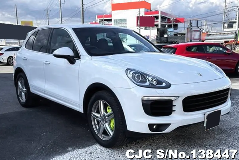 Porsche / Cayenne 2015