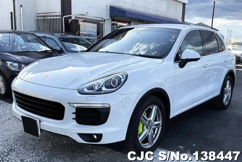 Porsche Cayenne in White for Sale Image 3