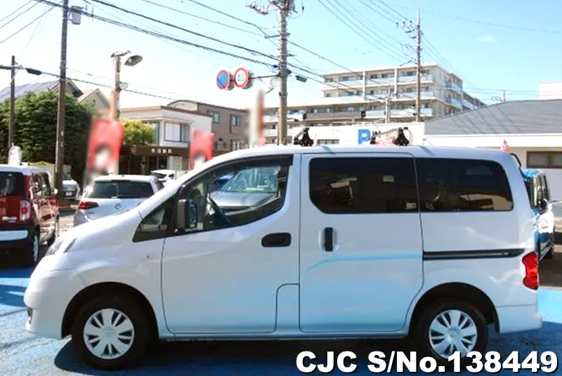 Nissan NV200 in Silver for Sale Image 7