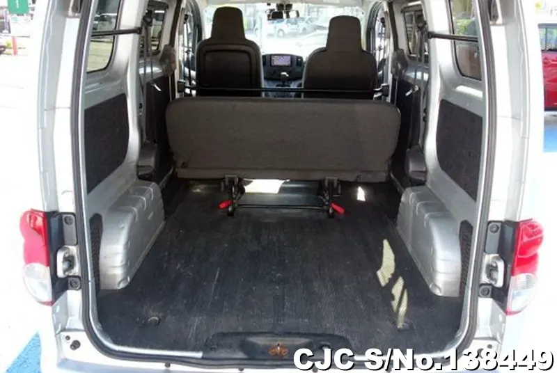 Nissan NV200 in Silver for Sale Image 10