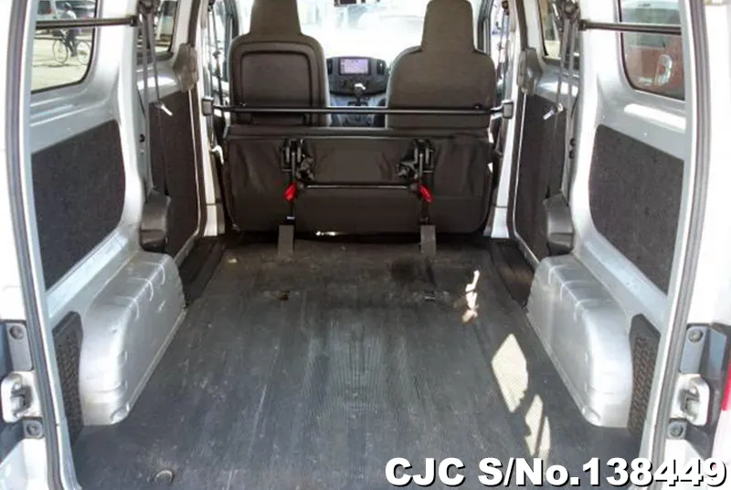 Nissan NV200 in Silver for Sale Image 11