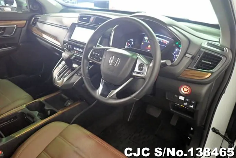 Honda CRV in White for Sale Image 9