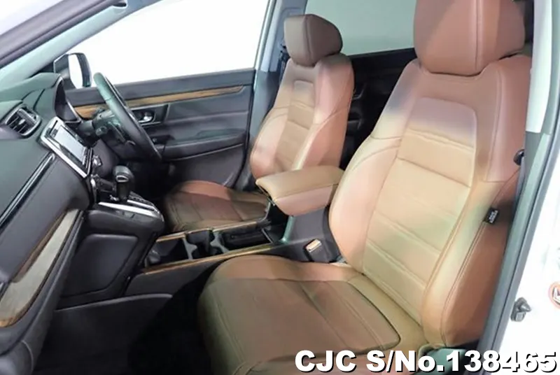 Honda CRV in White for Sale Image 12