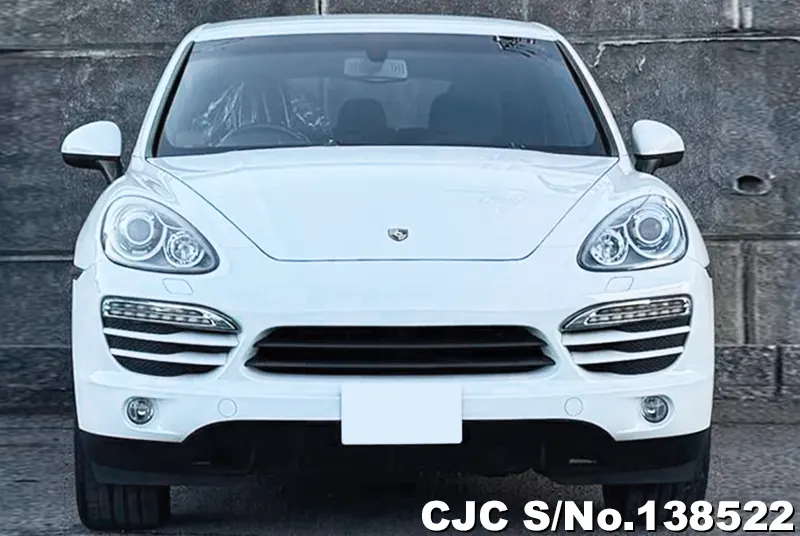 Porsche Cayenne in White for Sale Image 4