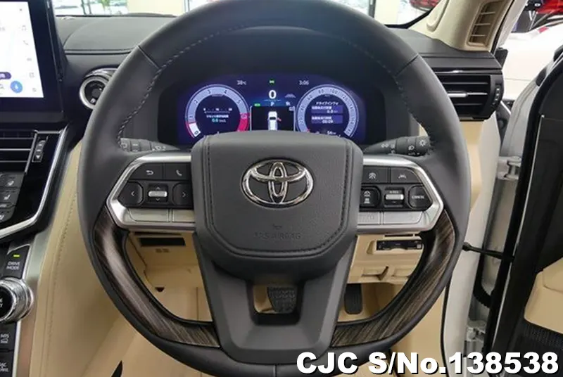 Toyota Land Cruiser in Pearl for Sale Image 19