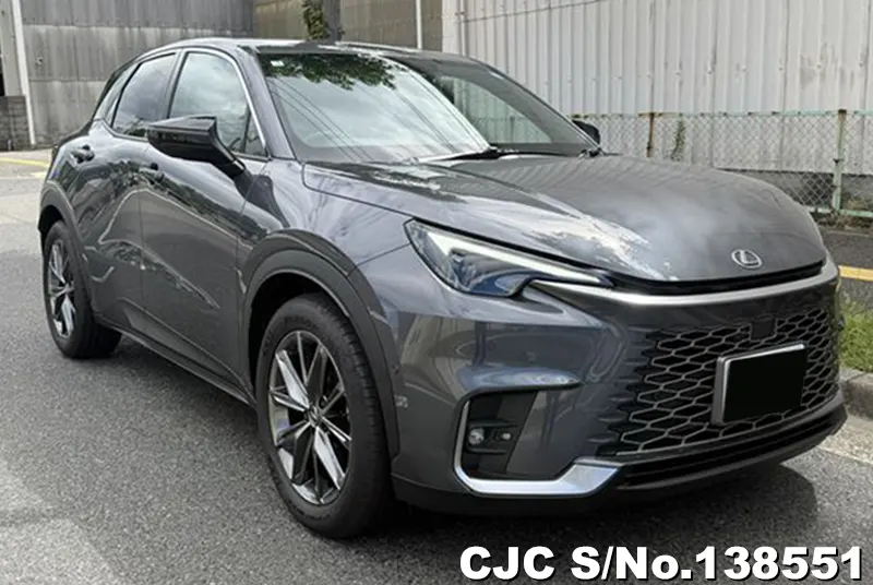 Lexus / LBX 2025
