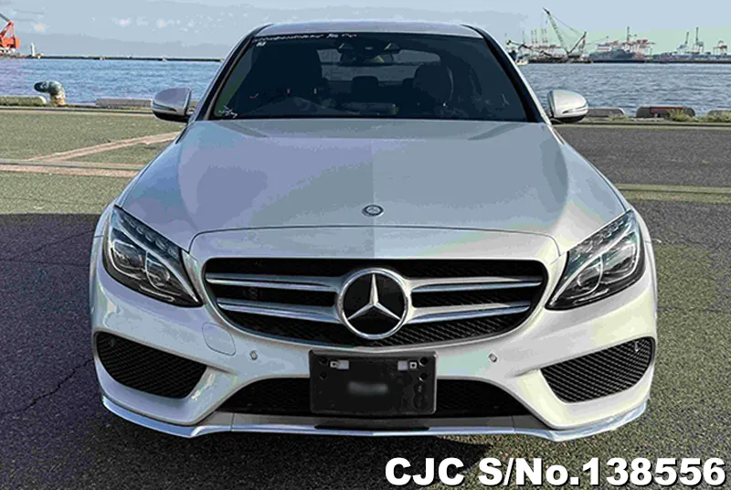 Mercedes Benz C Class in Silver for Sale Image 4