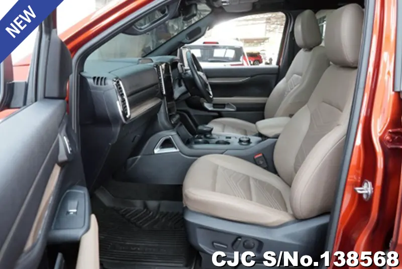 Ford Everest in Red for Sale Image 8