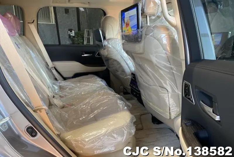 Toyota Land Cruiser in Brown for Sale Image 11