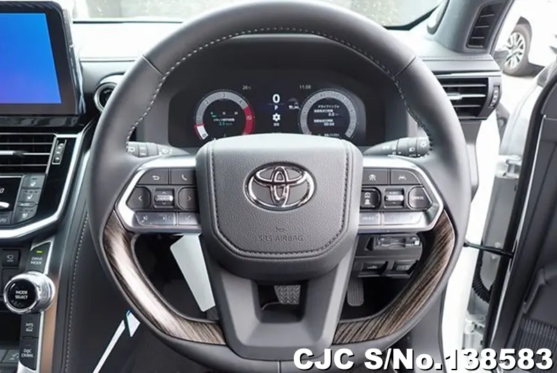 Toyota Land Cruiser in Pearl for Sale Image 19