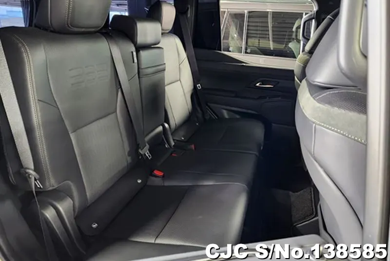 Lexus GX 550 in Brown for Sale Image 8
