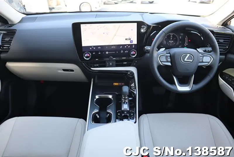 Lexus NX 350H in Pearl for Sale Image 5