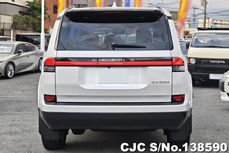 Lexus GX 550 in Pearl for Sale Image 5