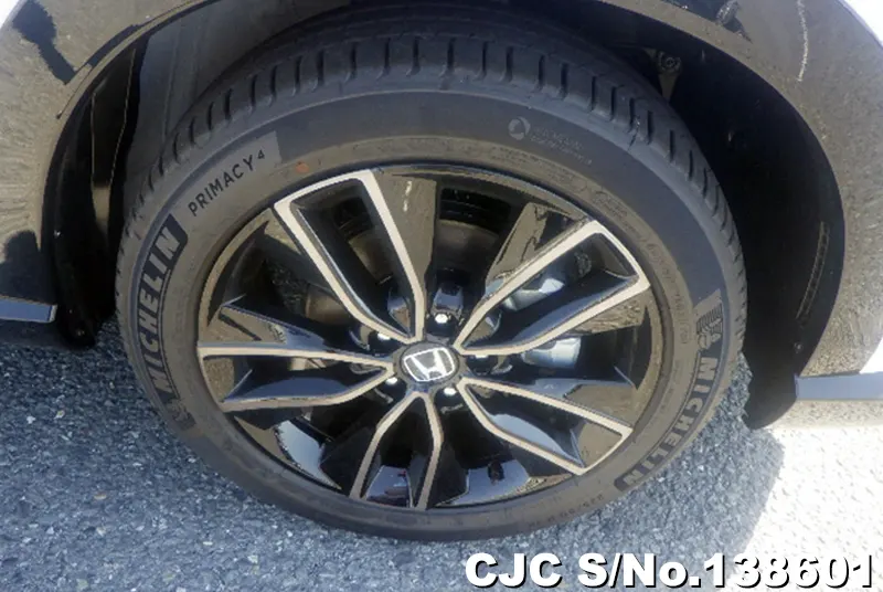 Honda Vezel in White for Sale Image 7