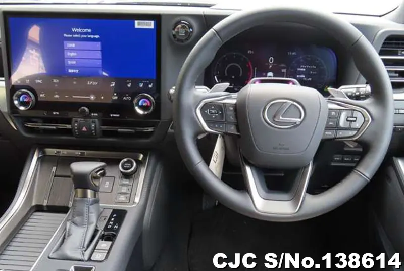 Lexus GX 550 in Pearl for Sale Image 8