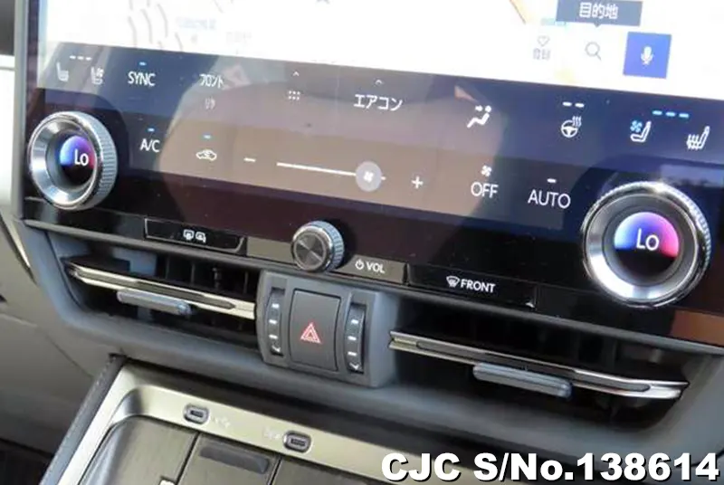 Lexus GX 550 in Pearl for Sale Image 13