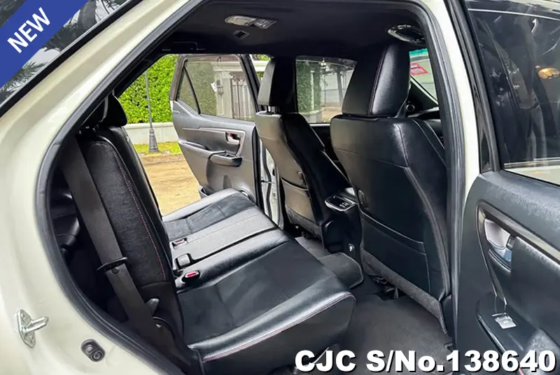 Toyota Fortuner in White for Sale Image 11