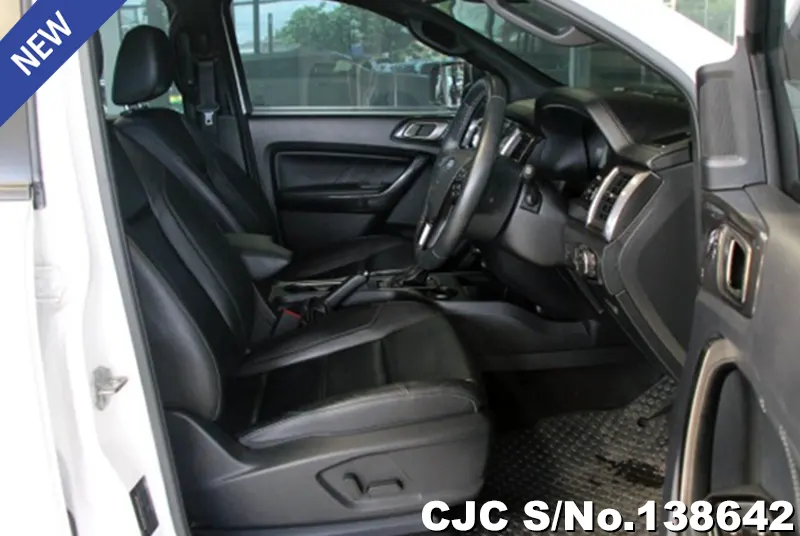 Ford Everest in White for Sale Image 4