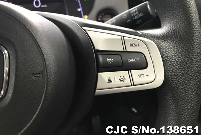 Honda Fit in White for Sale Image 13