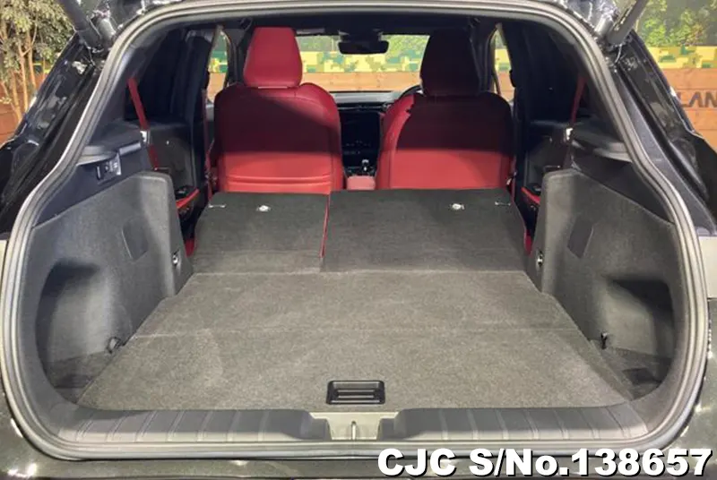 Lexus LBX in Black for Sale Image 8