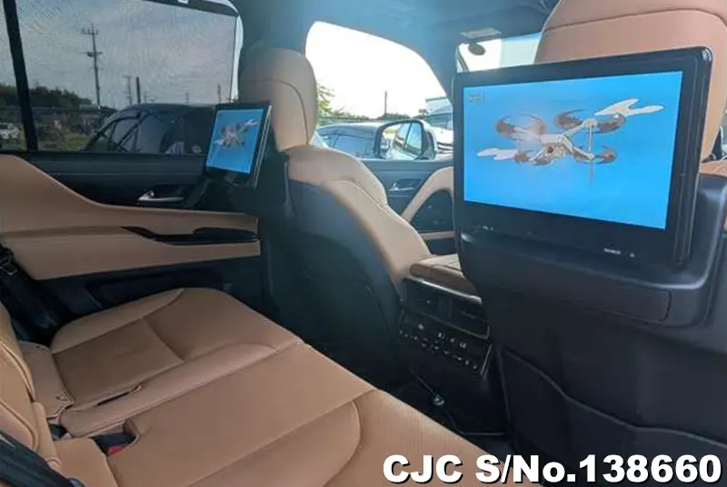 Lexus LX 600 in White for Sale Image 11